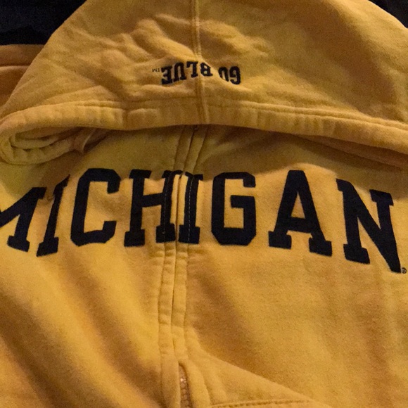 The holidays are here Price drop - Picture 2 of 3